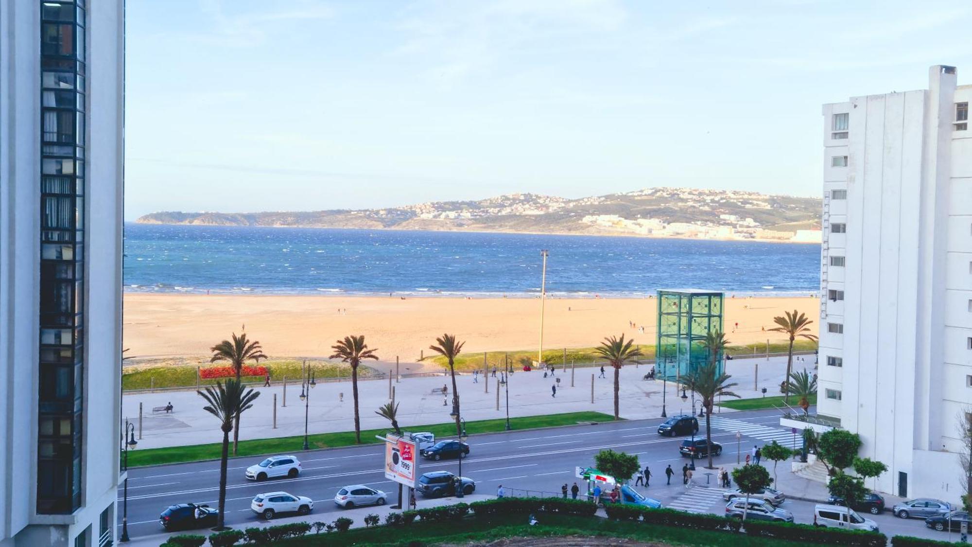 Luxury Sea And Marina View Apartment Tangier Exterior photo